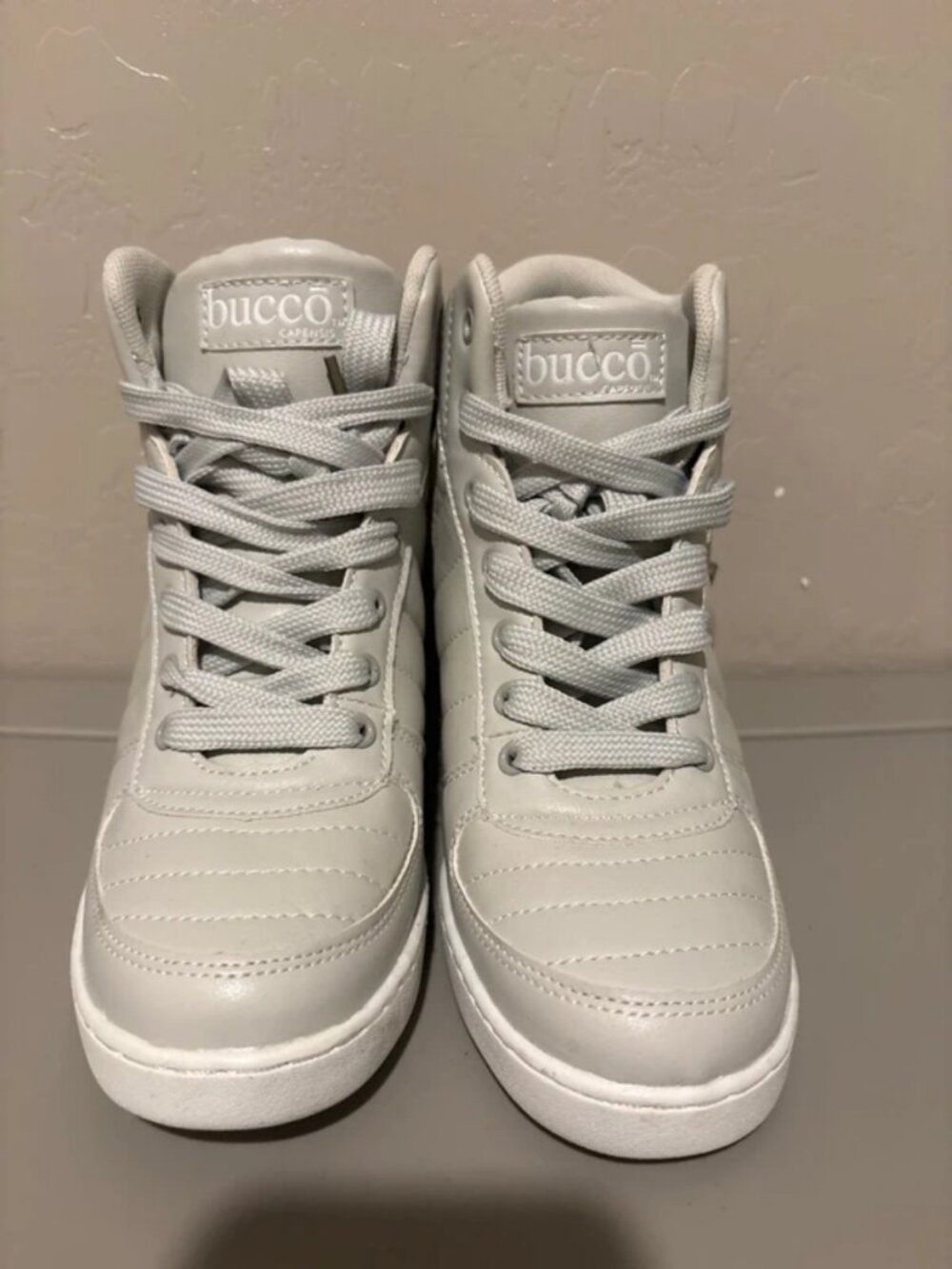 Bucco high top